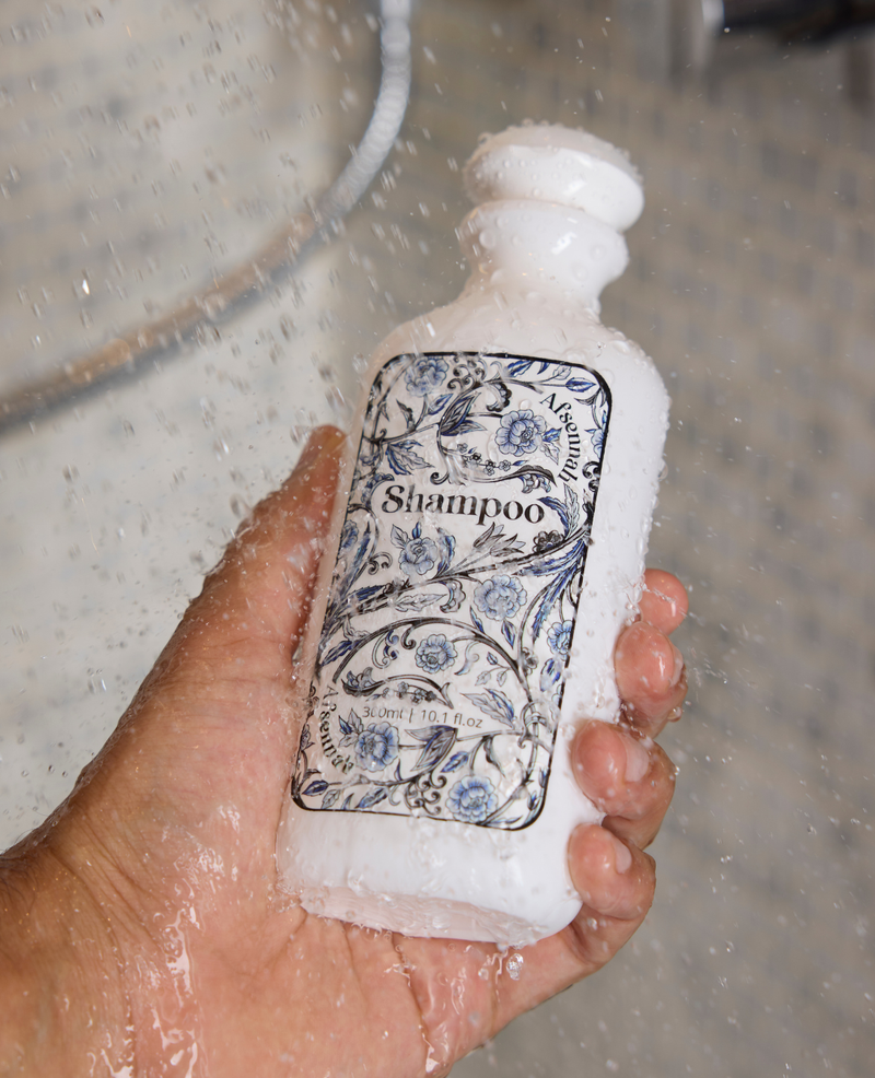 Afsennah Custom Shampoo for men being used in the shower